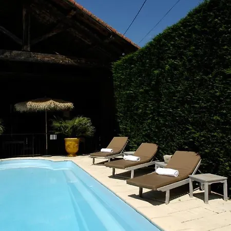 Restaurant Et D'hotes La Ferme De Cornadel Gasthof 4*