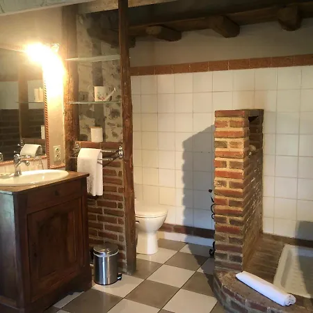게스트하우스 Restaurant Et D'hotes La Ferme De Cornadel 앙뒤즈