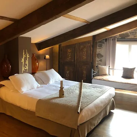 Restaurant Et D'hôtes La Ferme De Cornadel Maison d'hôtes *
